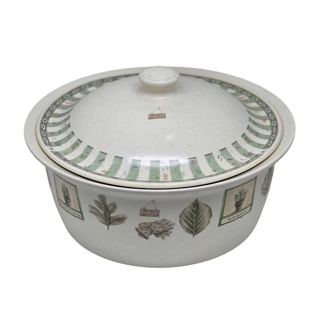 Pfaltzgraff Casserole Dish Naturewood 2.5 Qt‎ Round Covered Baker Green Cream